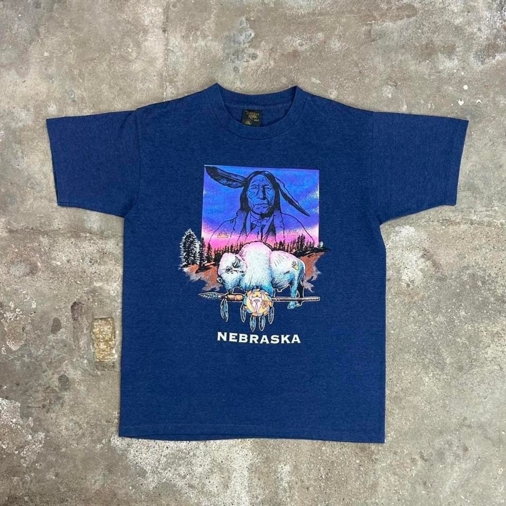 Vintage 90s Nebraska Shirt Size Large Navy Blue Native American‎ Buffalo
